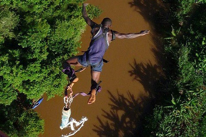 Bungee Jumping 