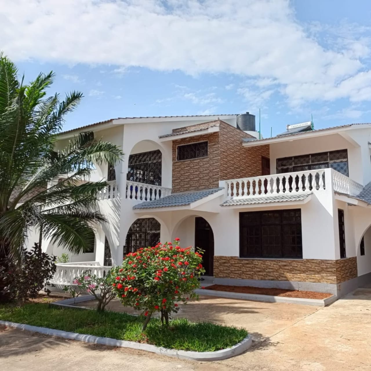 EXQUISITE 4 BED MANSIONETTE FOR SALE IN SHANZU