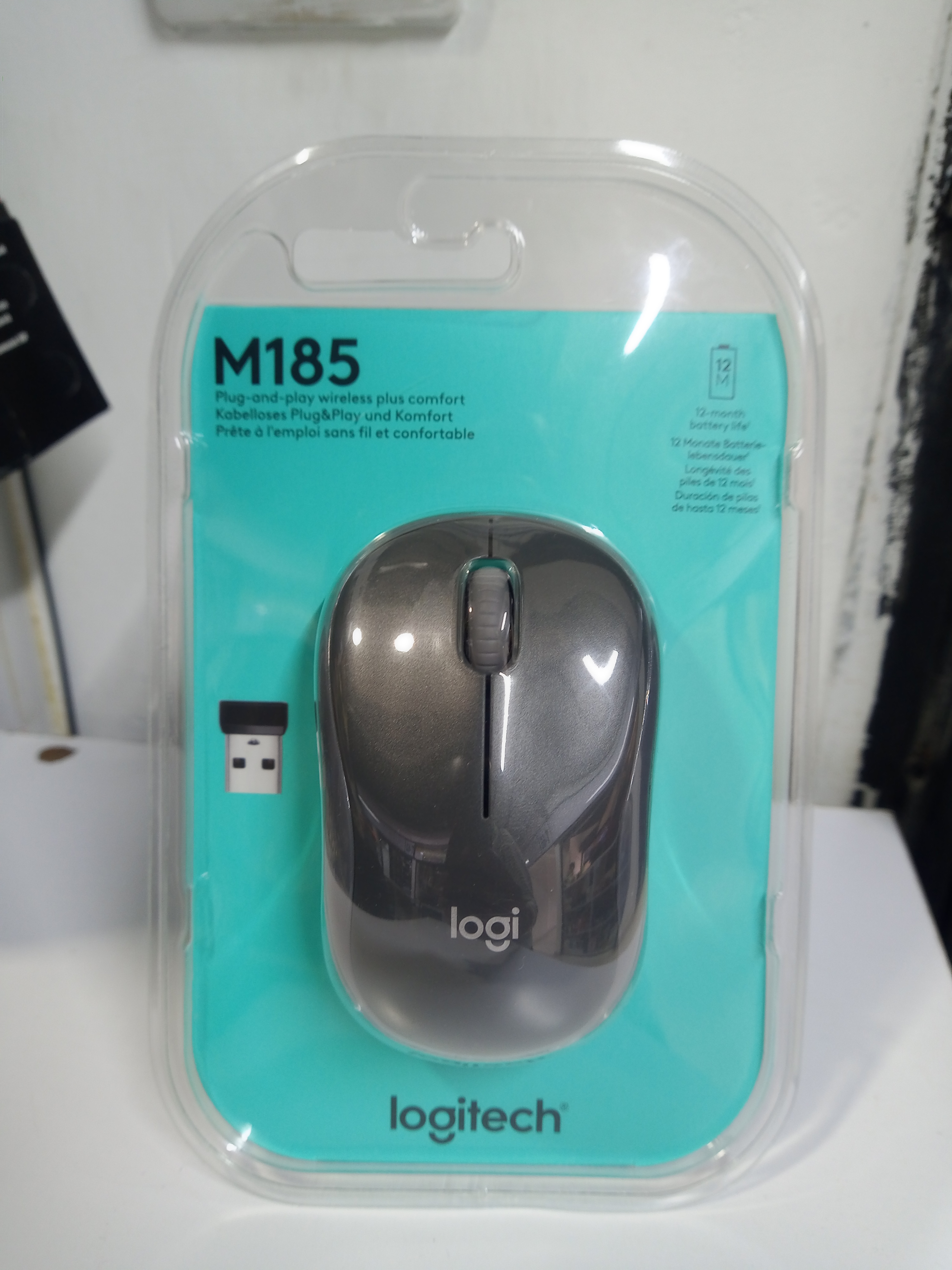 Logitech M185 wireless mouse 
